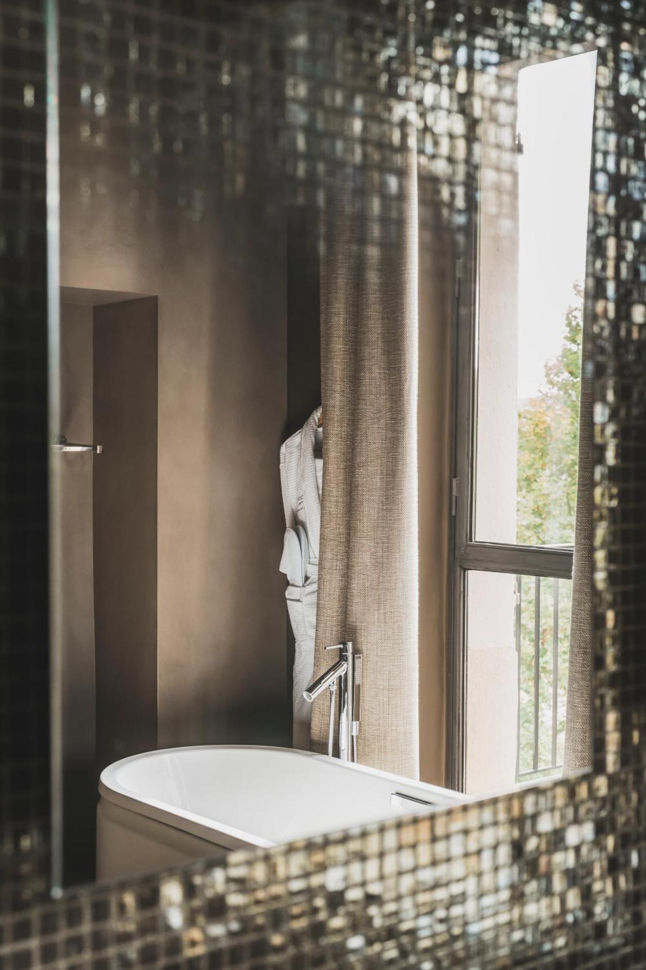 Les Lodges Sainte-Victoire Hotel & Spa Le Tholonet Exterior photo