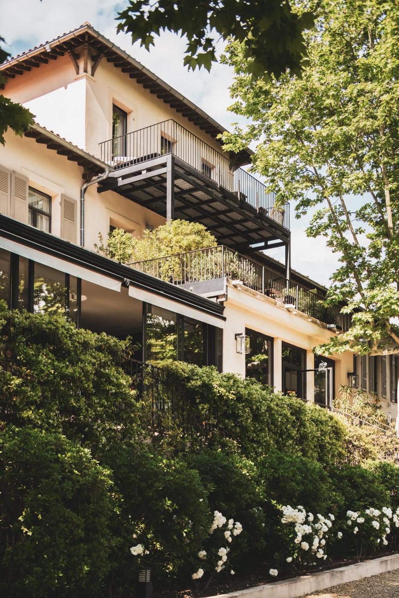 Les Lodges Sainte-Victoire Hotel & Spa Le Tholonet Exterior photo