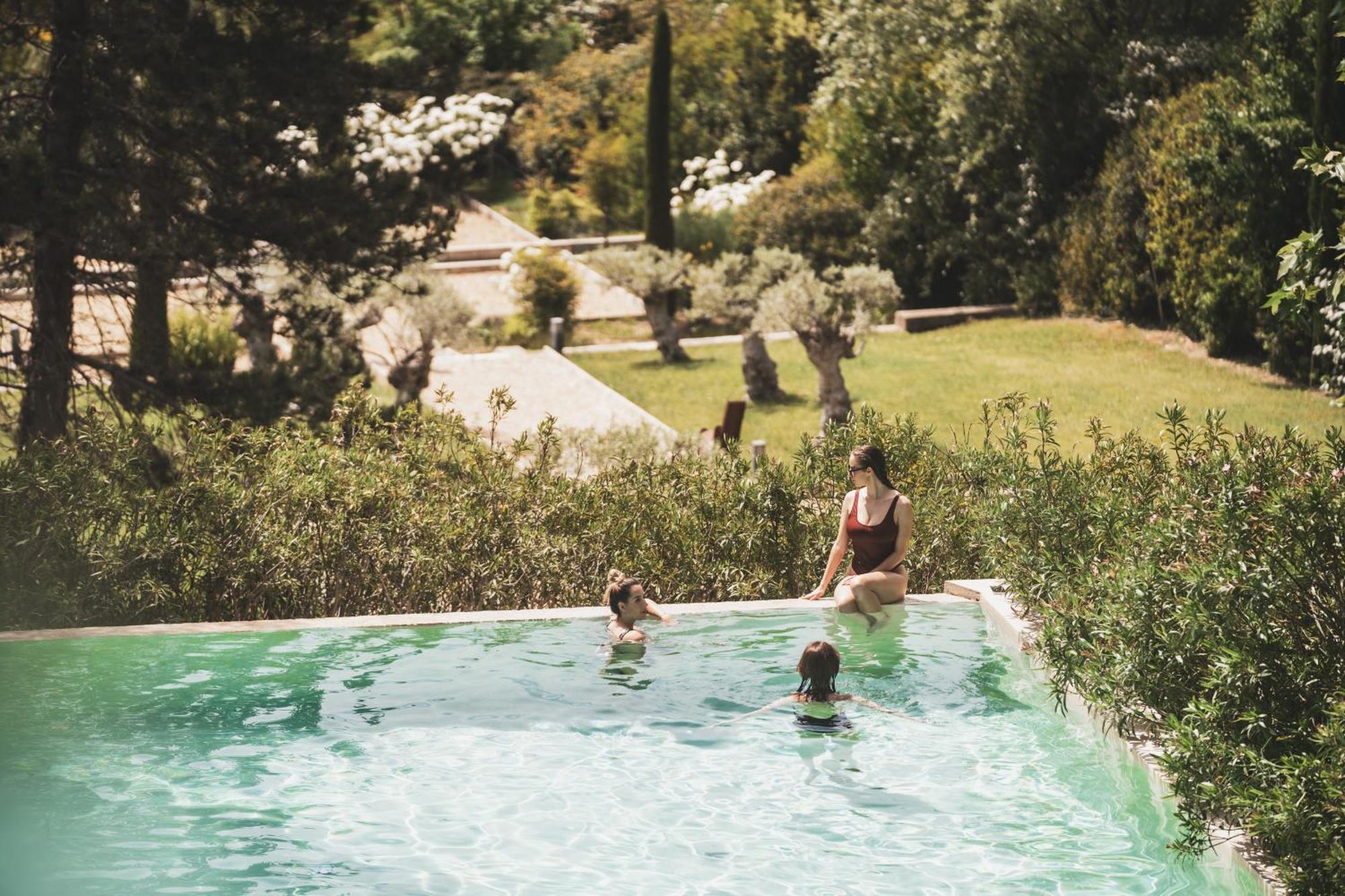 Les Lodges Sainte-Victoire Hotel & Spa Le Tholonet Exterior photo